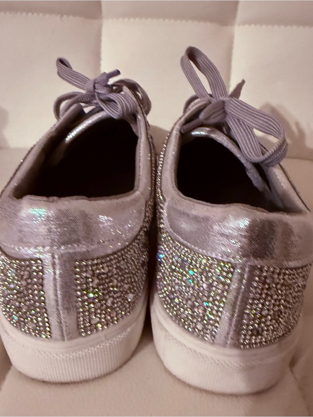De Blossom Collection Silver Crystal-Embellished Women's Sneakers - Picture 6 of 9